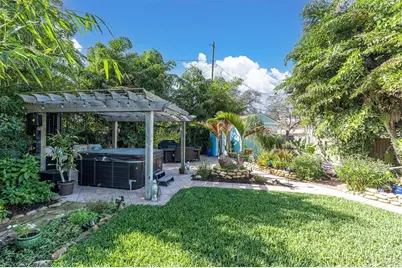 137 Pennsylvania Avenue, Palm Harbor, FL 34683 - Photo 31