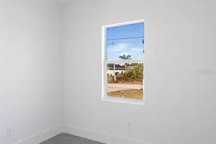 1035 Barcelona St E, Lehigh Acres, FL 33974 - Photo 9