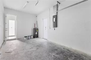 1035 Barcelona St E, Lehigh Acres, FL 33974 - Photo 25