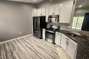 2035 River Turia Cir, Riverview, FL 33578 - Photo 7