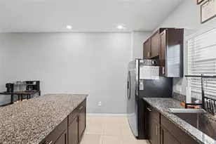 4624 Willet Cooper Ct, Tampa, FL 33619 - Photo 13