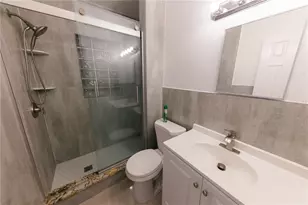 300 53rd St W, Bradenton, FL 34209 - Photo 9