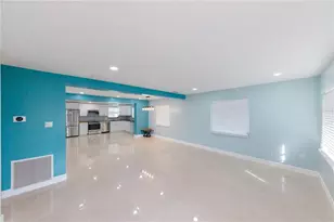 300 53rd St W, Bradenton, FL 34209 - Photo 11