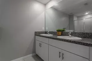 14206 Easy Goer St, Ruskin, FL 33573 - Photo 17