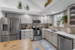 6093 Avenue of the Palms, Weeki Wachee, FL 34607 - Photo 15