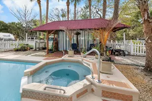 6093 Avenue of the Palms, Weeki Wachee, FL 34607 - Photo 5