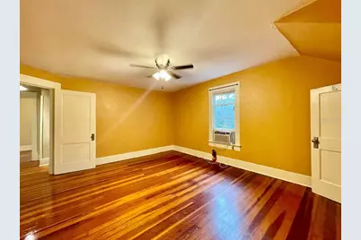 557 6th Avenue N, Saint Petersburg, FL 33701 - Photo 15