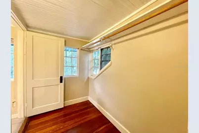 557 6th Avenue N, Saint Petersburg, FL 33701 - Photo 13