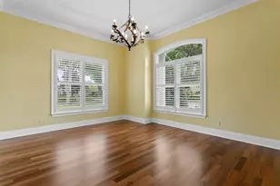 16504 Avila Blvd, Tampa, FL 33613 - Photo 5