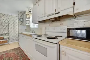 4809 Empress Ln, Holiday, FL 34690 - Photo 11