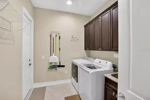 6870 Shimmering Dr, Lakeland, FL 33813 - Photo 15