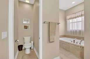 6870 Shimmering Dr, Lakeland, FL 33813 - Photo 29