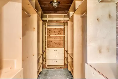 6734 Twelve Oaks Boulevard, Tampa, FL 33634 - Photo 23