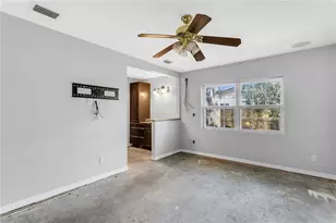 6734 Twelve Oaks Blvd, Tampa, FL 33634 - Photo 19