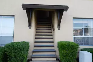 534 Plaza Seville Ct, Treasure Island, FL 33706 - Photo 3