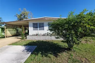 39149 Flora Ave, Zephyrhills, FL 33542 - Photo 1