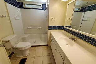 39149 Flora Ave, Zephyrhills, FL 33542 - Photo 17