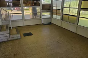 39149 Flora Ave, Zephyrhills, FL 33542 - Photo 21