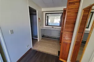 39149 Flora Ave, Zephyrhills, FL 33542 - Photo 13