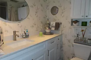 225 Country Club Dr, Largo, FL 33771 - Photo 9