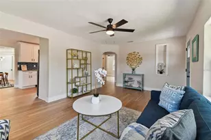 1826 30th St S, Saint Petersburg, FL 33712 - Photo 5