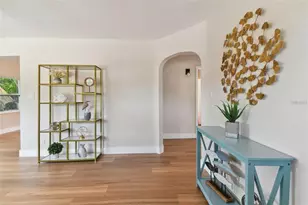 1826 30th St S, Saint Petersburg, FL 33712 - Photo 3