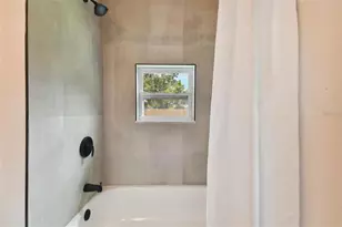 1826 30th St S, Saint Petersburg, FL 33712 - Photo 13