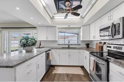 7602 Winging Way Drive, Tampa, FL 33615 - Photo 15