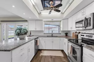 7602 Winging Way Dr, Tampa, FL 33615 - Photo 15