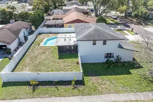 7602 Winging Way Dr, Tampa, FL 33615 - Photo 37