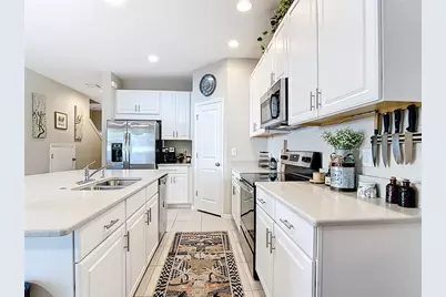 10525 Oakside Drive, Palmetto, FL 34221 - Photo 11