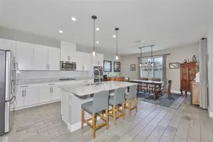 11718 Lake Lucaya Dr, Riverview, FL 33579 - Photo 5