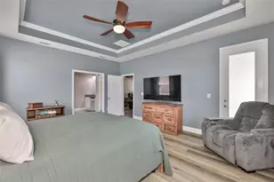 11718 Lake Lucaya Dr, Riverview, FL 33579 - Photo 15