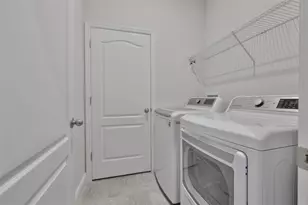 11718 Lake Lucaya Dr, Riverview, FL 33579 - Photo 19