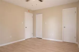 14670 Douglas Dr, Dade City, FL 33523 - Photo 9