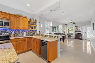 1804 W Erna Dr, Tampa, FL 33603 - Photo 7