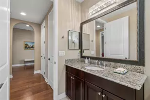 2601 Milford Berry Ln, Tampa, FL 33618 - Photo 9