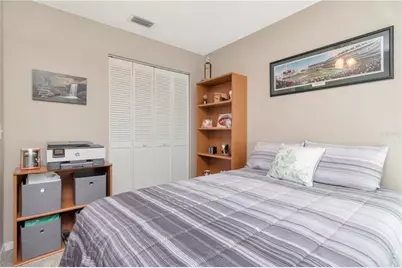 9721 Fox Hollow Road, Tampa, FL 33647 - Photo 15