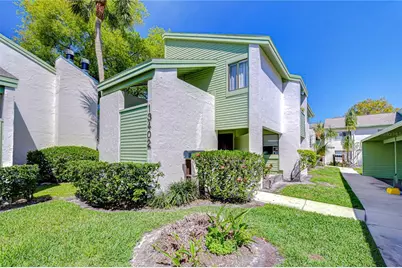 13402 Pine Lake Way #202B, Tampa, FL 33618 - Photo 1