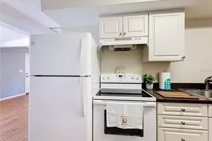 2007 54th St S, Gulfport, FL 33707 - Photo 17