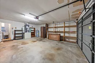 1221 Magdalene Grove Ave, Tampa, FL 33613 - Photo 31