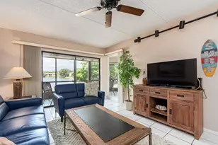 303 Woodlake Wynde, Oldsmar, FL 34677 - Photo 5