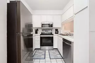 303 Woodlake Wynde, Oldsmar, FL 34677 - Photo 9