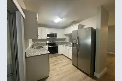 2031 Fluorshire Dr, Brandon, FL 33511 - Photo 7