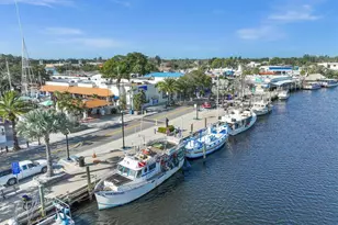36 Windrush Bay Dr, Tarpon Springs, FL 34689 - Photo 35