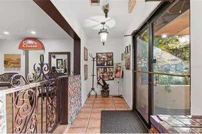 9729 N Armenia Avenue, Tampa, FL 33612 - Photo 5