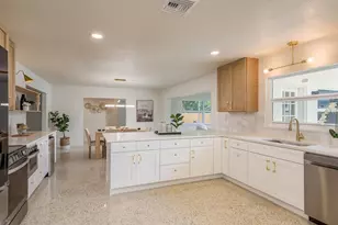 2347 Watrous Dr, Dunedin, FL 34698 - Photo 7