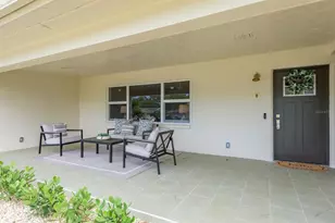 2347 Watrous Dr, Dunedin, FL 34698 - Photo 3