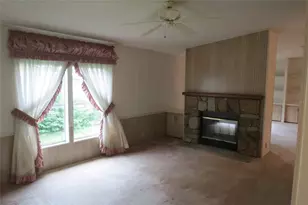 36603 Jodi Ave, Zephyrhills, FL 33542 - Photo 19