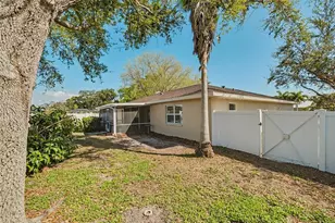 7918 Cypress Lake Dr, Sarasota, FL 34243 - Photo 27